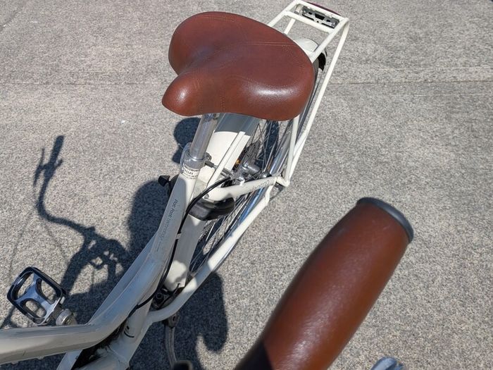 Ladies retro city bike for sale
