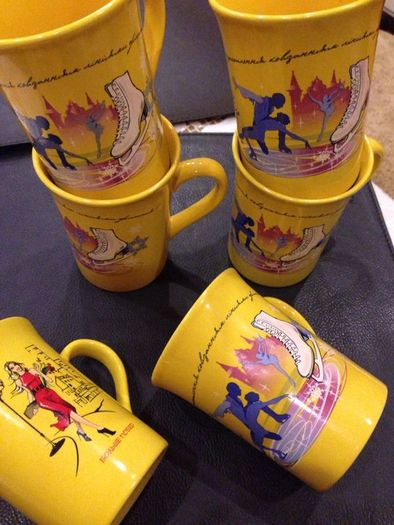 6 Tea Cups