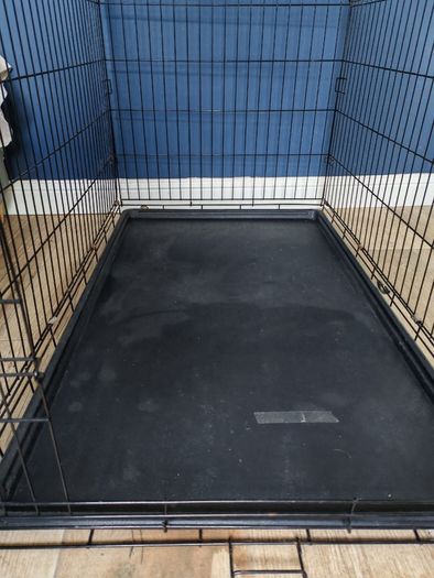 Dog crate