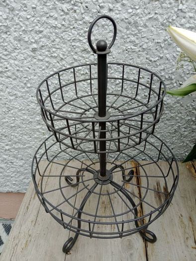 Wire fruit rack, vegetable rack