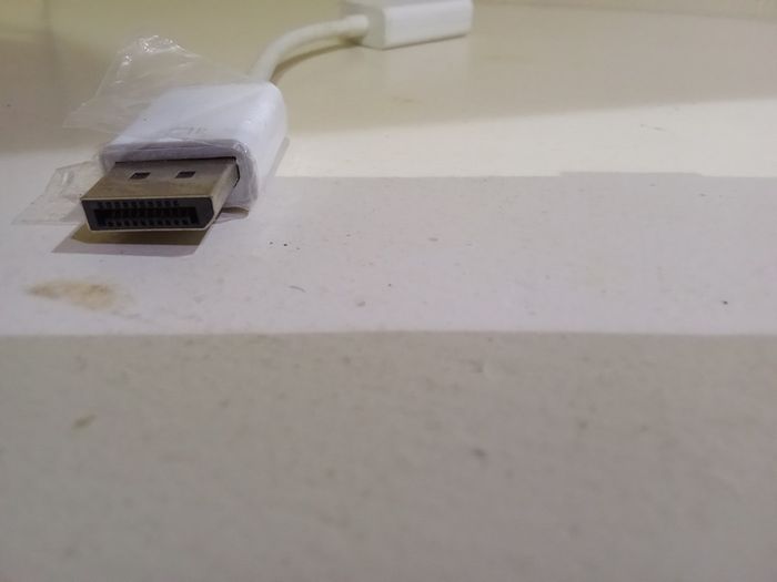 DisplayPort to HDMI Adapter