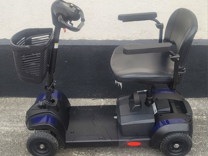 Drive DeVilbiss Mobility Scooter Excellent Condition