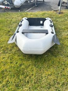 Dingy with engine
