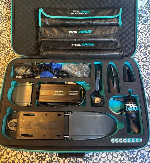 Foil Drive Max Assist with 3 Batteries