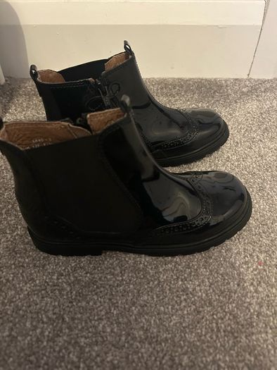 UK 12 Navy Start Rite boots