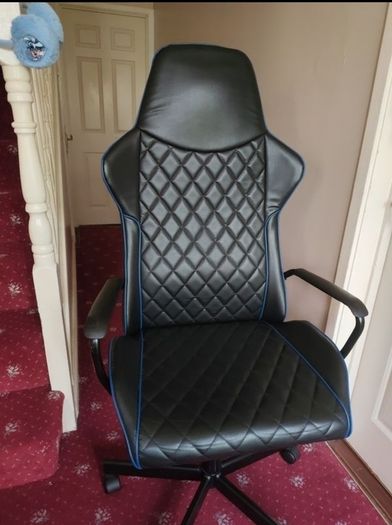 Gaming chair