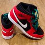 Nike Air Jordan 1  Mid:    SIZE US 10.5 / UK 9.5 Image 5