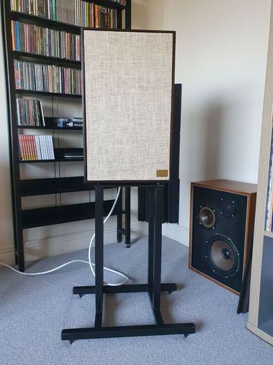 Acoustic Research 6 Speakers