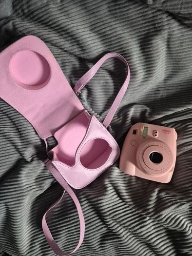 Pink Fujifilm Instax Mini 8 + Case (USED ONCE - Mint Condition)