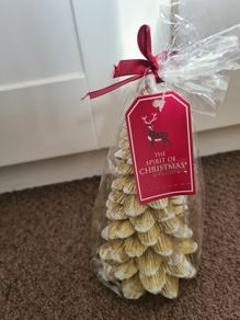 Gold Christmas Tree Candle