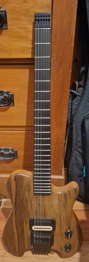 Carvin HH1 Allan Holdsworth signature model guitar