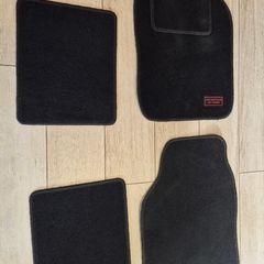 Full set of car mats
