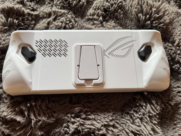 ASUS ROG Ally Z1 Extreme Like New