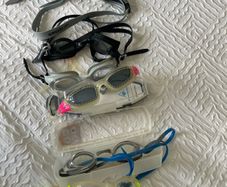 swim goggles