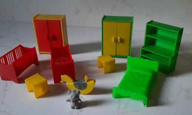 Vintage Dolls House Bedroom Furniture