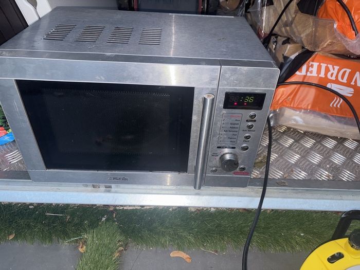Microwave