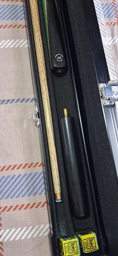 snooker cues