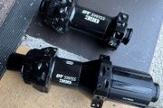 350 Hubs front and rear 12mm x 142mm disc CL 24 holes