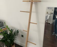 valet stand