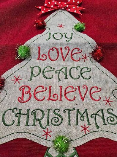 Stunning Christmas table Runner