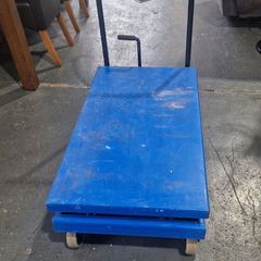 Hydraulic table lift trolle
