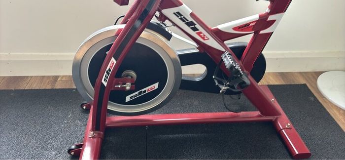 Spin Bike and Anti Vibration Matts