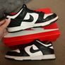 Nike panda dunks Image 2