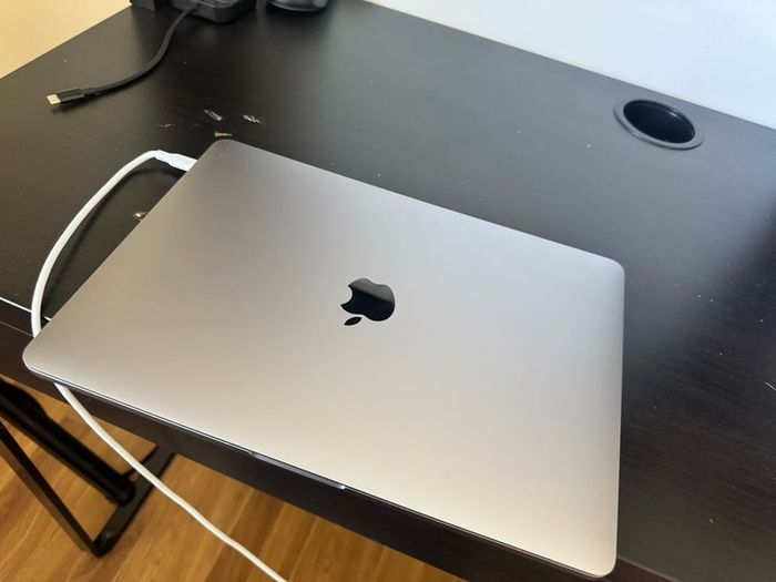 2022 macbook pro M2 Chip