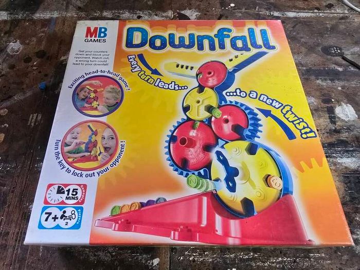 Downfall game