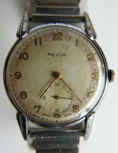 Vintage REVUE Thommen. Circa 1945..Caliber 59. Swiss Made (works ok)