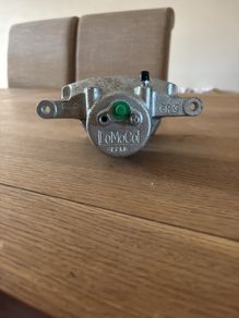 brake caliper