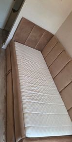 single bed