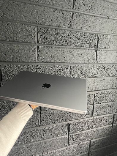 Macbook Pro M1 Pro 16 inch Laptop Notebook 512GB 16GB