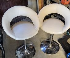 Cream.Bar Stools