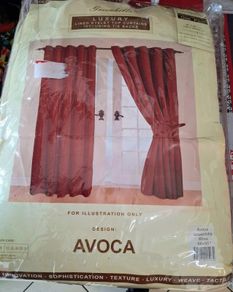 Eyelet curtains