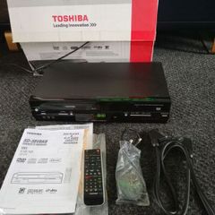 TOSHIBA VCR / DVD / CD Player/Recorder with Good Selection of Vhs Tapes