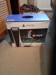 PS5 Disc Version FC24 Box