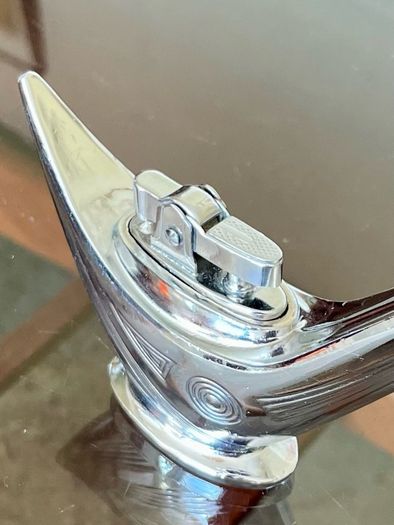 Rare Uber Vintage Retro Lighter 1960s Chrome Steel with Art Deco Geometric Design