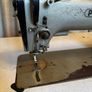 Industrial sewing machine Image 4
