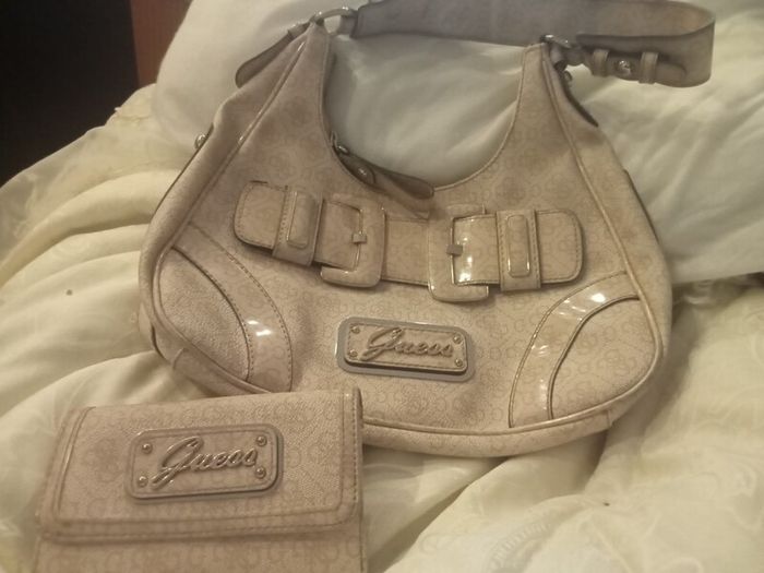 Guess handbag & wallet