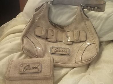 Guess handbag & wallet
