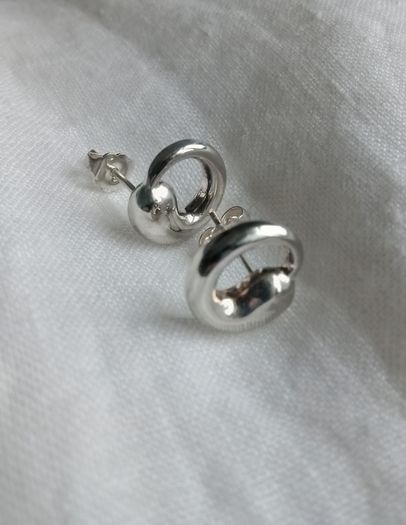 Tiffany & Co Elsa Peretti eternal circle sterling silver earrings