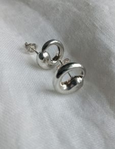 Tiffany & Co Elsa Peretti eternal circle sterling silver earrings