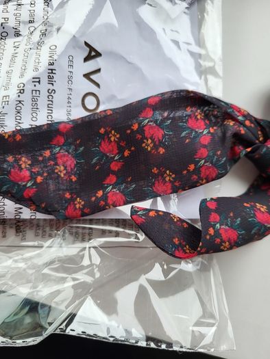 AVON Scrunchie with tail, black in red flowers,  NEW