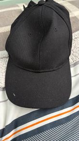 Woman black Hat