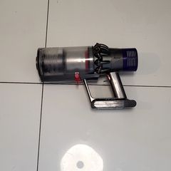 Dyson cyclone V10