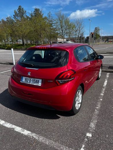 Peugeot 208 low mileage