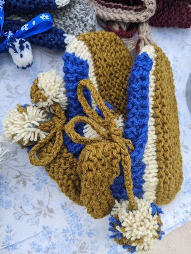Baby woolen boots