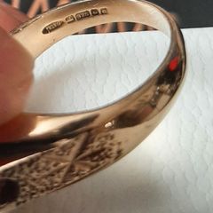 New gold ring vintage with red stone