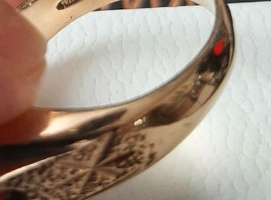 New gold ring vintage with red stone